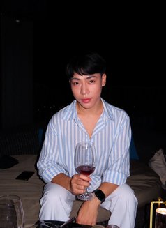 Tat - Male escort in Pattaya Photo 3 of 22