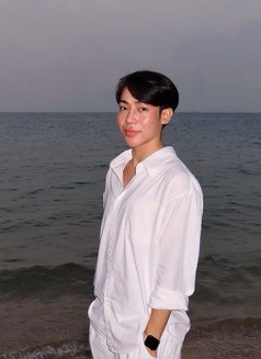 Thad - Male escort in Pattaya Photo 2 of 30