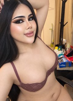 Thai Curvy Ladyboy • Elegant & Sweet - Masajista in Al Manama Photo 25 of 26