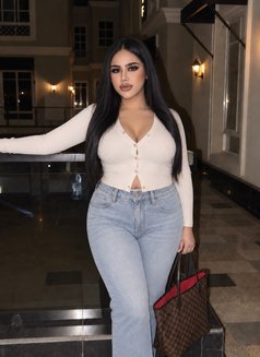 Thai Curvy Ladyboy • Elegant & Sweet - Masajista in Al Manama Photo 10 of 25