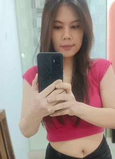Thai Escort - puta in New Delhi Photo 2 of 2