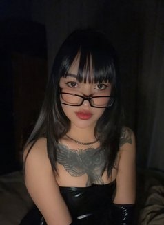 Thai Lady Massage in Riyadh - puta in Riyadh Photo 6 of 7