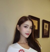 Thai Ladyboy Beautiful and same lady - Masajista in Abu Dhabi