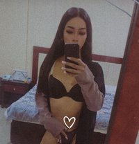 Thai ladyboy both 69 good service - Transsexual escort in Al Manama Photo 10 of 10