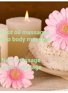 Thai Massages & Hot Oil Massages - masseuse in Osaka Photo 3 of 11