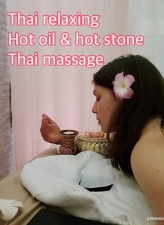 Thai Relaxing Hot Oil & Stone Massage - Masajista in Osaka Photo 8 of 10