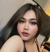 THAI TS Emmie Curvy LONDON - Transsexual escort in London