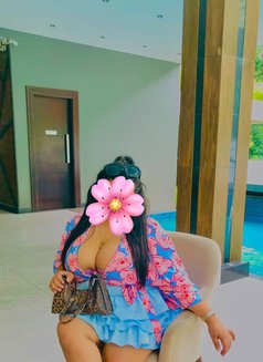 Thakshila Maduwanthi Amarasekara - escort in Colombo Photo 8 of 13