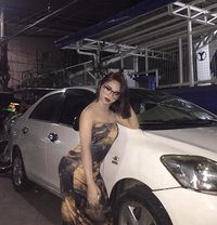 Thalia - escort in Manila