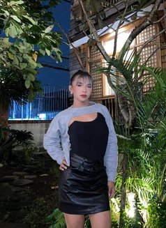 Thalia - puta in Manila Photo 5 of 6