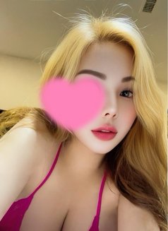 Thalia - escort in Kaohsiung Photo 5 of 7