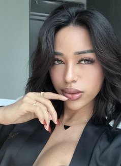 Thalia Sierra - Transsexual escort in Manila Photo 15 of 17