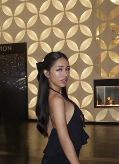 Thalia Sierra - Transsexual escort in Manila Photo 16 of 17