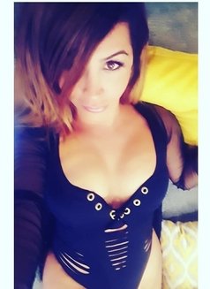 İncall & Outcall Services - Transsexual escort in İstanbul Photo 13 of 18