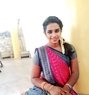 Thamarai - Intérprete transexual de adultos in Coimbatore Photo 1 of 2