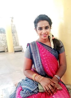 Thamarai - Transsexual adult performer in Coimbatore Photo 1 of 2