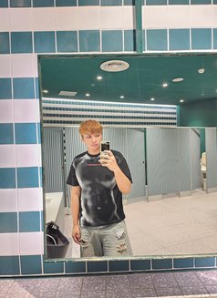 Thana - masseur in Phuket Photo 4 of 4