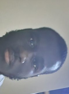 Thane - Acompañantes masculino in Accra Photo 2 of 4