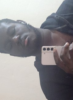 Thane - Acompañantes masculino in Accra Photo 3 of 4