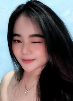 Thania Lee - puta in Jakarta Photo 1 of 2