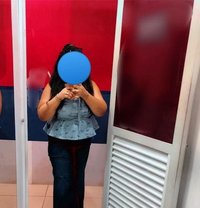 Thanushi Nayanathara - escort in Colombo