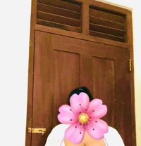 Thanushi - puta in Colombo
