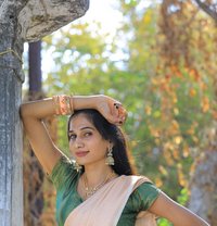 Thanvi in Kondapur New Here - escort in Hyderabad Photo 1 of 3
