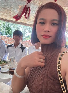 Thao - escort in New Delhi Photo 4 of 4