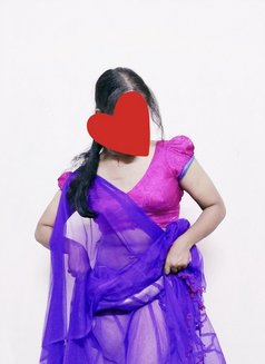 Tharika - Transsexual escort in Madurai Photo 2 of 2