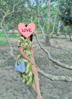 Tharu 21 Age - escort in Colombo Photo 5 of 9