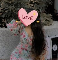 Tharu - escort in Colombo