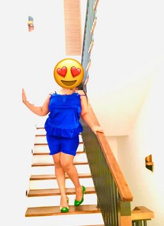 Tharuka Dias - escort in Colombo Photo 2 of 9