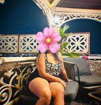 Tharuka Dias - escort in Colombo