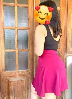 Tharushi Hot Girl Full & Cam - puta in Colombo Photo 5 of 5