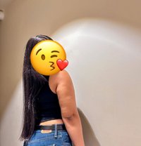 Tharushi - escort in Colombo