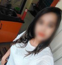 Luxury ,Passion and Elegance your Exclus - escort agency in Colombo