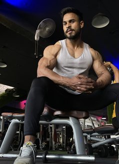 The Beast - Male escort in Gurgaon Photo 2 of 4