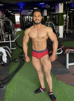The Beast - Male escort in Gurgaon Photo 4 of 4
