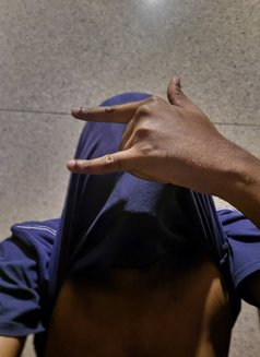 The Beginner - Male escort in New Delhi Photo 1 of 3