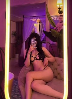 the best service ☘️ - escort agency in Ras al-Khaimah Photo 4 of 6