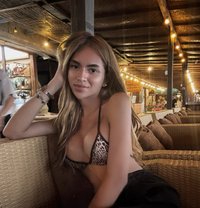 BEST SEXY VERS TS YOUNG GLADYS - Acompañantes transexual in Bali Photo 1 of 11