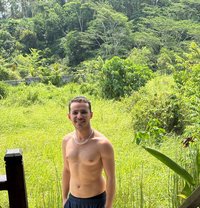 THE BIG BULL - Acompañantes masculino in Bali