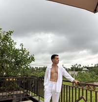 THE BIG BULL - Male escort in Jakarta