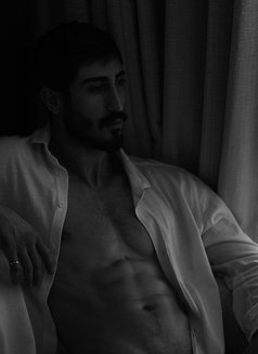 The Biggest Dick TURCO XXL - Male escort in Dubai Photo 12 of 14