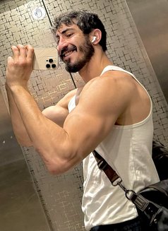 The Biggest Dick TURCO XXL - Acompañantes masculino in Dubai Photo 9 of 10