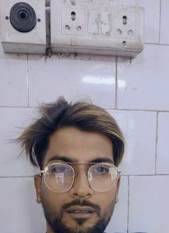The Biologist - Male escort in Noida Photo 1 of 2