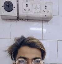 The Biologist - Acompañantes masculino in Noida