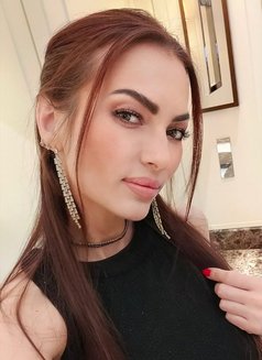 The charming-Naya - puta in İstanbul Photo 14 of 15