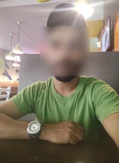 The Corporate Guy - Male escort in Mumbai Photo 4 of 5