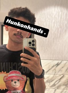 The Elite 8 inch (Hunksonhands) - Acompañante masculino in Mumbai Photo 6 of 7